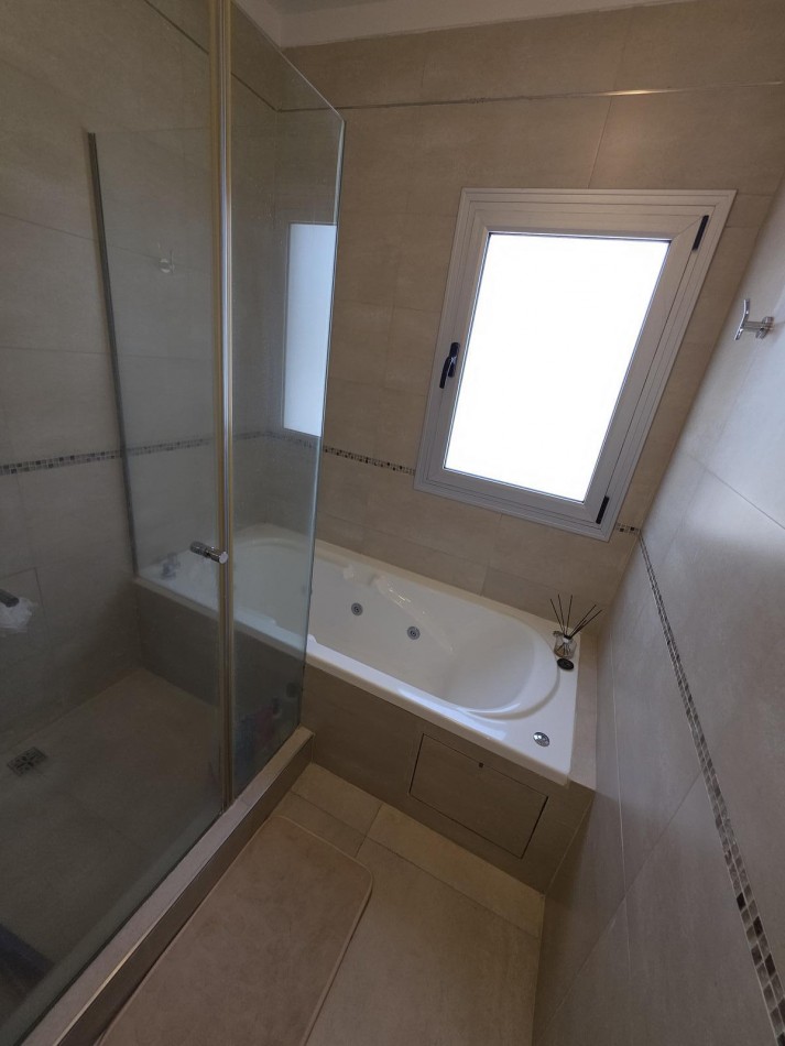 Altos de Hudson - Espectacular casa en venta