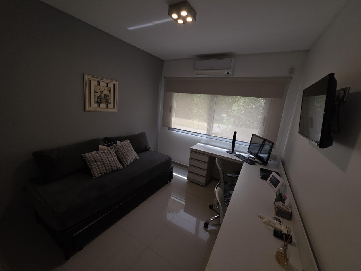Altos de Hudson - Espectacular casa en venta