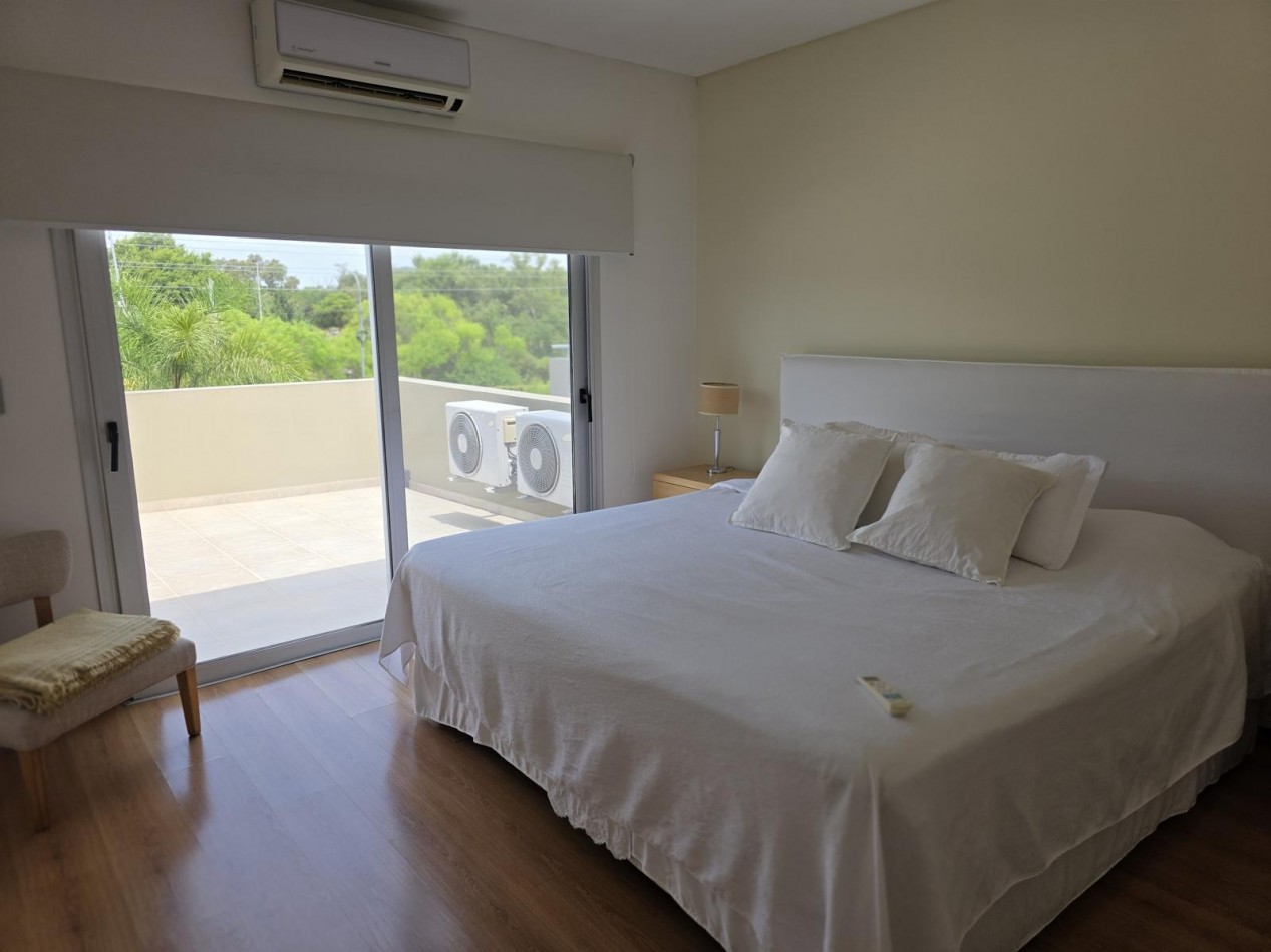 Altos de Hudson - Espectacular casa en venta
