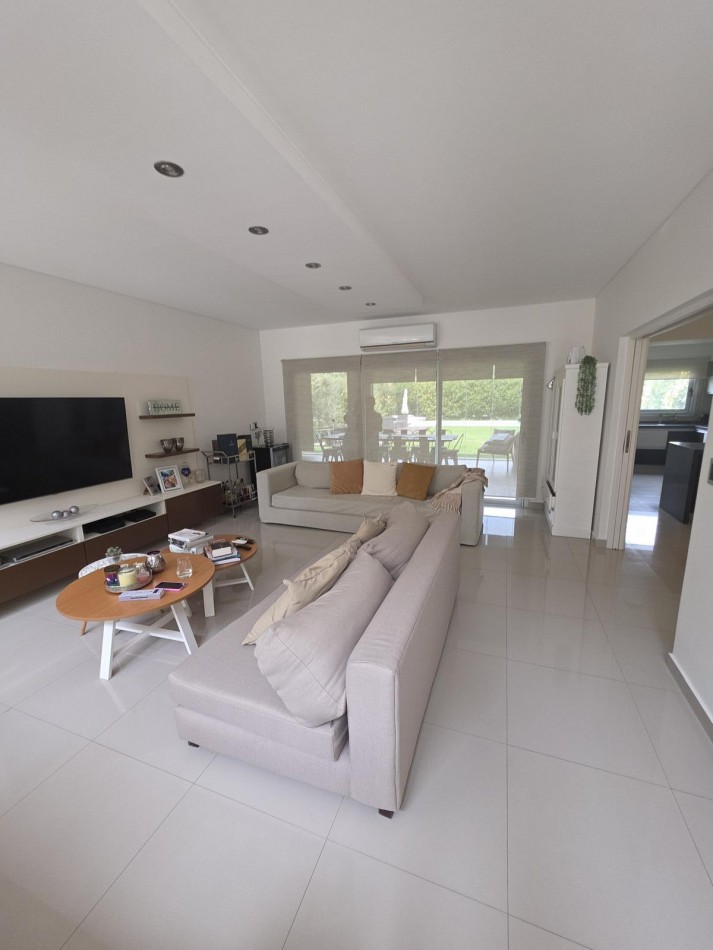 Altos de Hudson - Espectacular casa en venta
