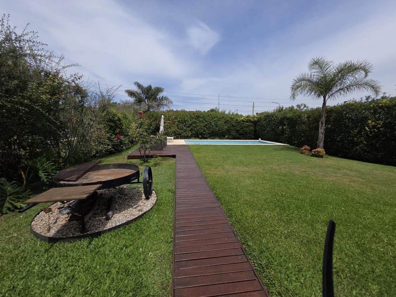 Altos de Hudson - Espectacular casa en venta
