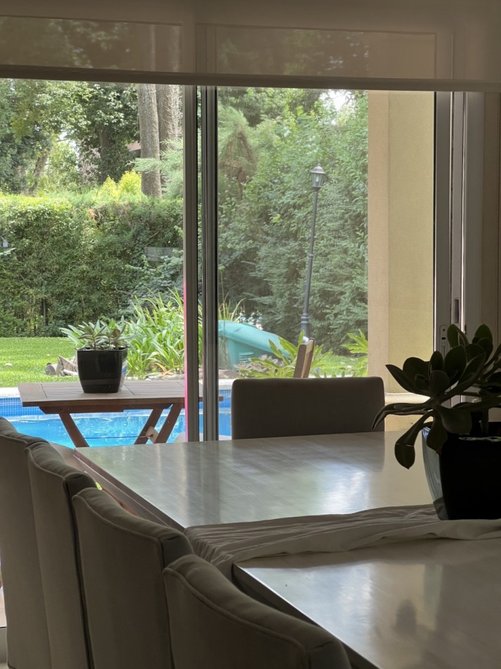 Importante casa a la venta en Fincas de Iraola