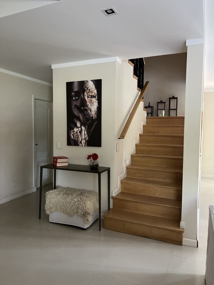 Importante casa a la venta en Fincas de Iraola